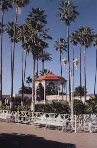 Bandstand, Alamos