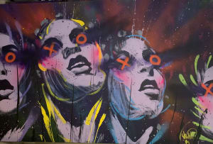 XO Faces Left