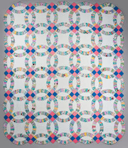 Double Wedding Ring Quilt