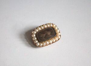 Mourning Brooch