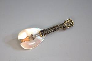 Pin