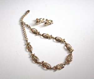 Demi-Parure