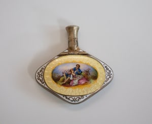 Perfume Flask/Compact