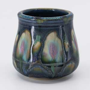 24103 Small Pot