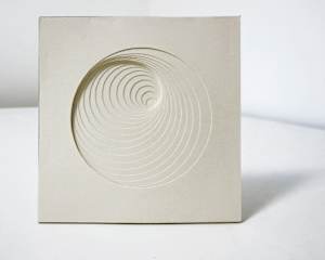 Circles as Spiral (white)