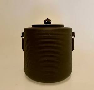 Cast iron kettle - Kama