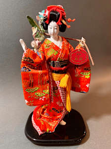'Wisteria Maiden' doll - Fuji Musume ningyō