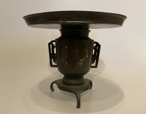 Bronze ikebana vase with flat top