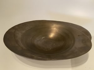 Shallow metal ikebana vase