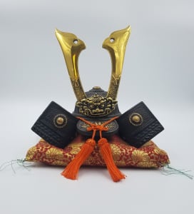 Miniature Samurai Kabuto