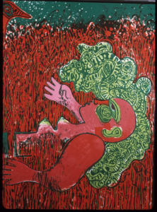 In the infinite vertically of the grass, the woman takes a horizontal position