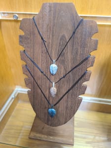 Middle - Peach Moonstone in Silver-Plated Enameled Copper Wire Tree