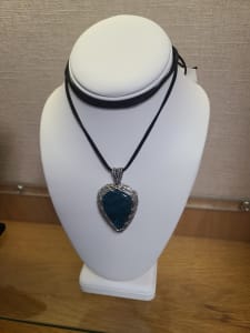 Neon Apatite in Silver-Plated Enameled Copper Wire Woven Border