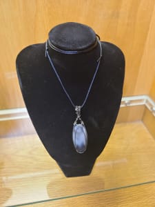 Agate in Silver-Plated Enameled Copper Wire