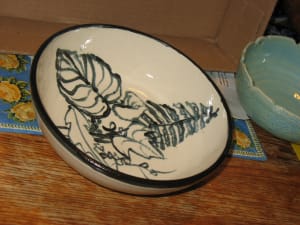 Black and White Leaf Bowl