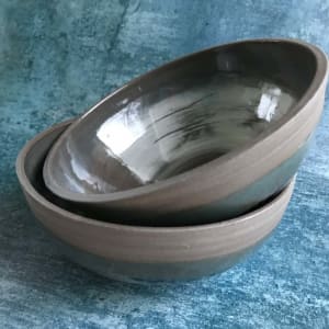 Anthracite stoneware bowls, celadon glaze