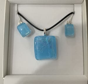 Soft Aqua Blue pendant set
