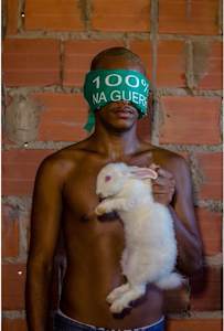 Baratino (William com coelho e colete de obreiro de igreja universal) (2018)