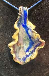 Oyster Pendent