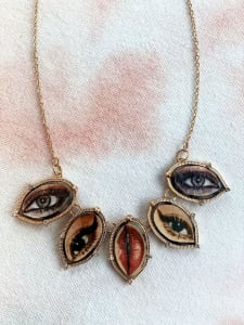 Four Eyes (necklace)