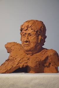 Eric Bust 1