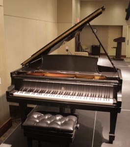 Steinway Piano Model B