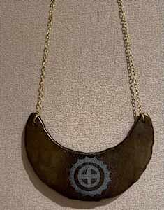 Gorget I