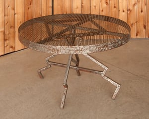 Round Patio Table
