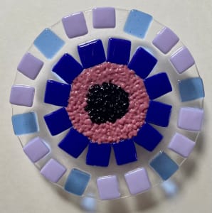 Garden Stake - Flower (clr w/cobalt pink center)
