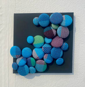 Black buttons 4