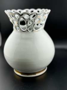 Fluted Lace-top Vase