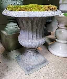 Scallop Lead Urn / Pair