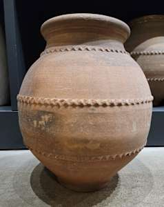 Mediterranean Terracotta Urns / Pair