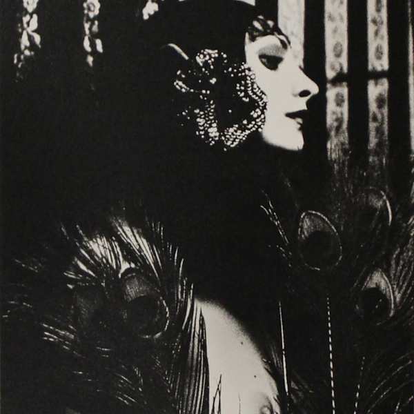 Femme à la plume de paon by Irina Ionesco, Image 1.