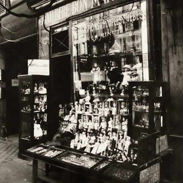 Boutique, rue de Sèvres by Eugene Atget, Image 1.