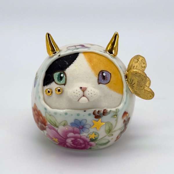 A Little Butterfly by Ryoko Rio, Image 1.