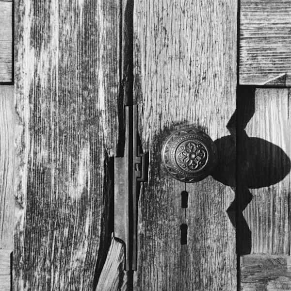 Doorknob at Dorsey Mansion by Leroy D. Maloney, Image 2.
