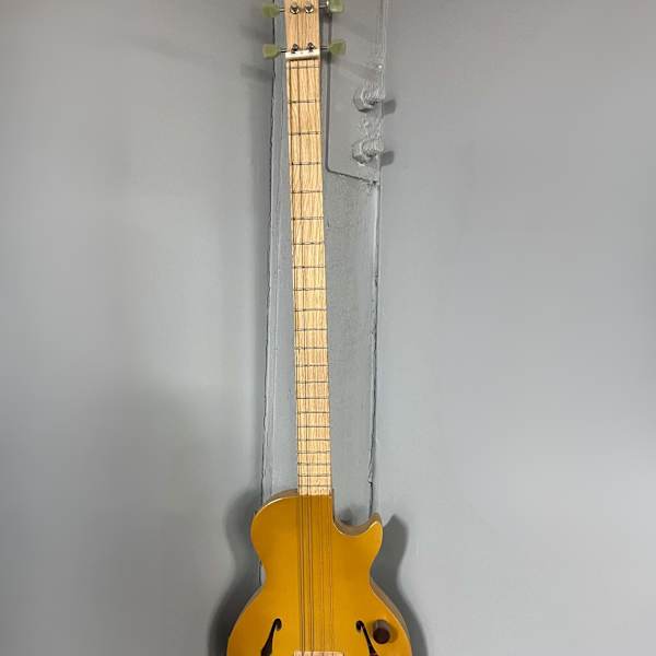 4-String Electric Guitar by Unknown, Image 2.