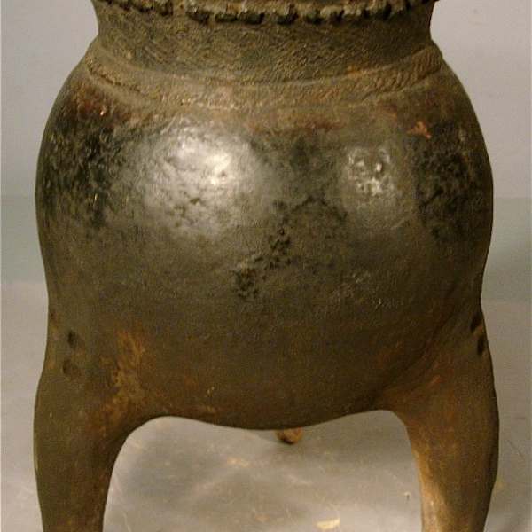 Three Leg Vessel - Chamba, Nigeria by Chamba, Image 1.