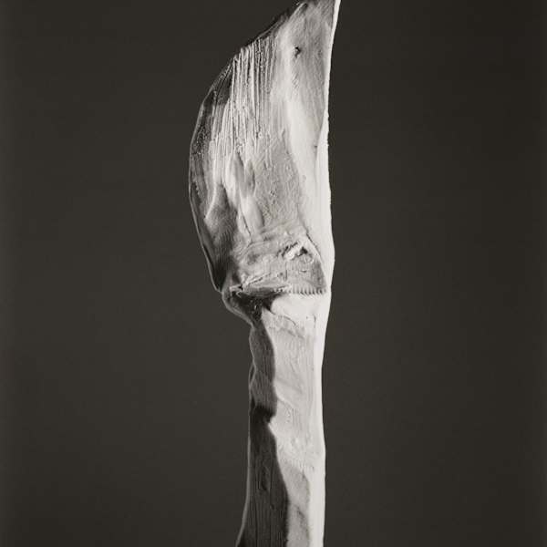 Knife by Erin Shirreff, Image 1.