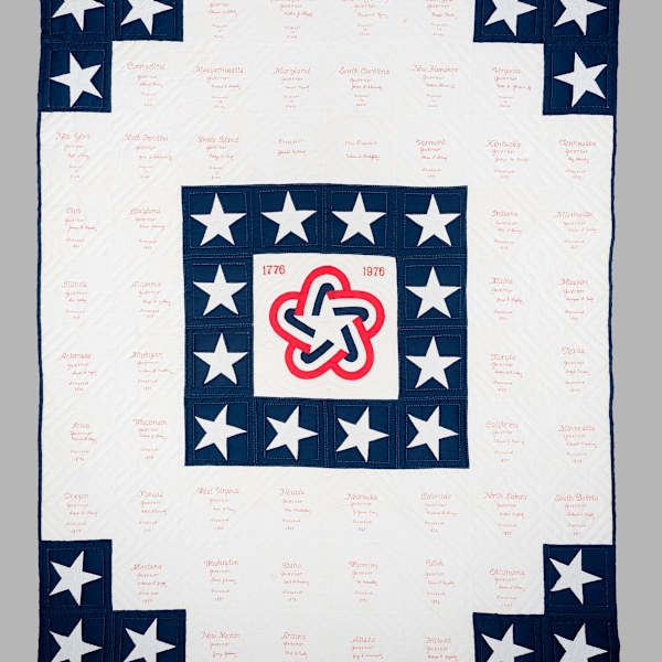 Bicentennial Quilt by Lillian Collins and Maurine Schuldt, Image 1.