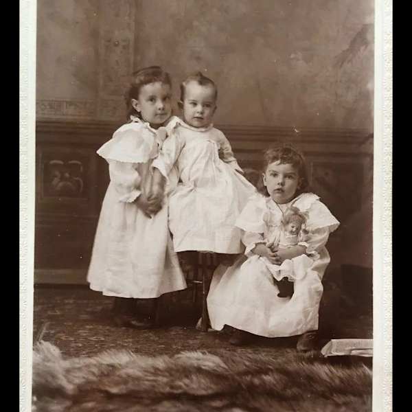 Cabinet Card by Jones & Ogier, Image 1.