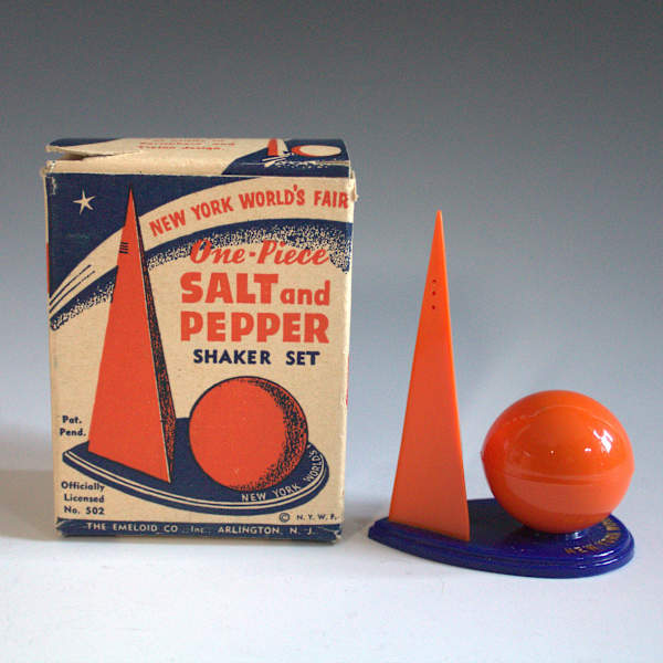 Salt and Pepper Shakers by The Emeloid Co., Image 3.