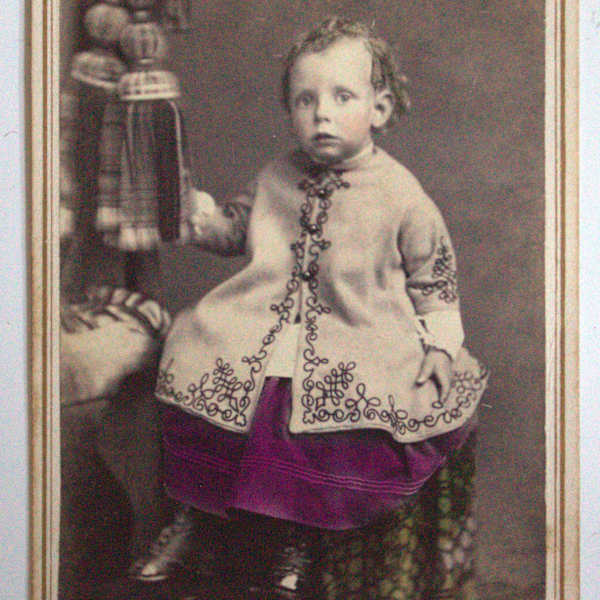 Carte de Visite by John D. Godeus, Image 2.