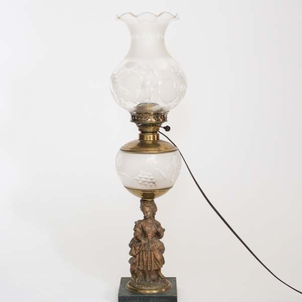 Lamp by J.F. Iden & Co., Image 2.