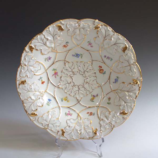 Dish by Meissen, Image 2.