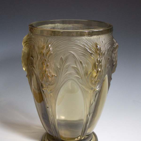 Vase by Verlys, Image 2.