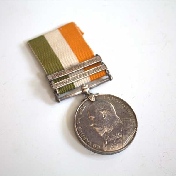 King's South Africa Medal by Royal Mint, George William De Saulles, Image 3.