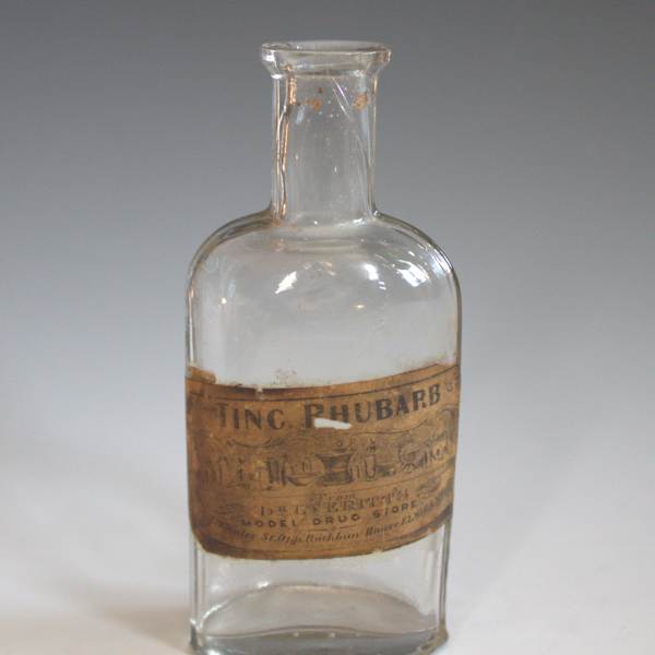 Bottle by Dr. Everitt's Model Drug Store, Image 1.