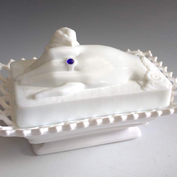 Covered Dish by Atterbury Glass Company, Image 3.